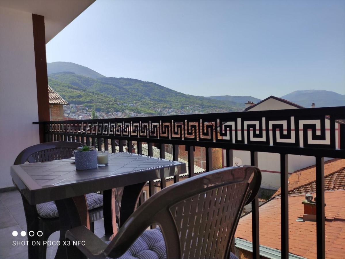 Apartment Prizreni-Free Private Parking Exterior foto