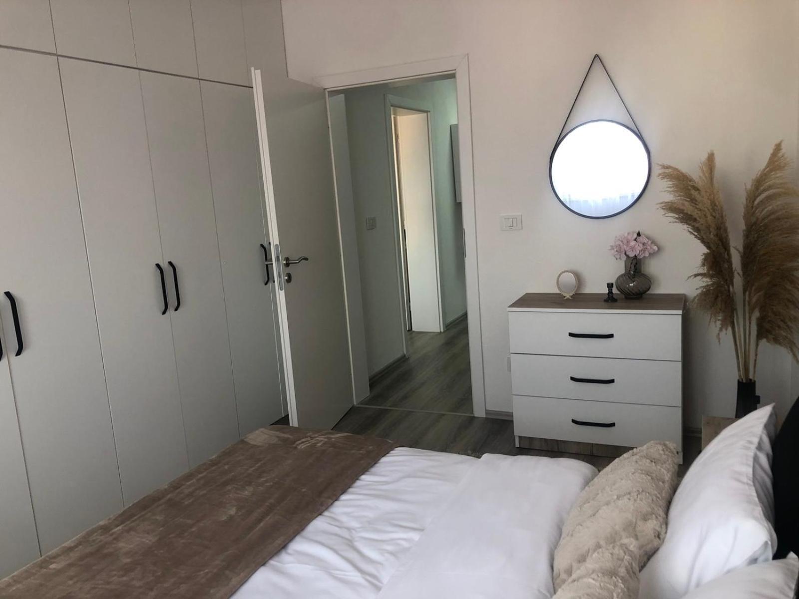 Apartment Prizreni-Free Private Parking Exterior foto