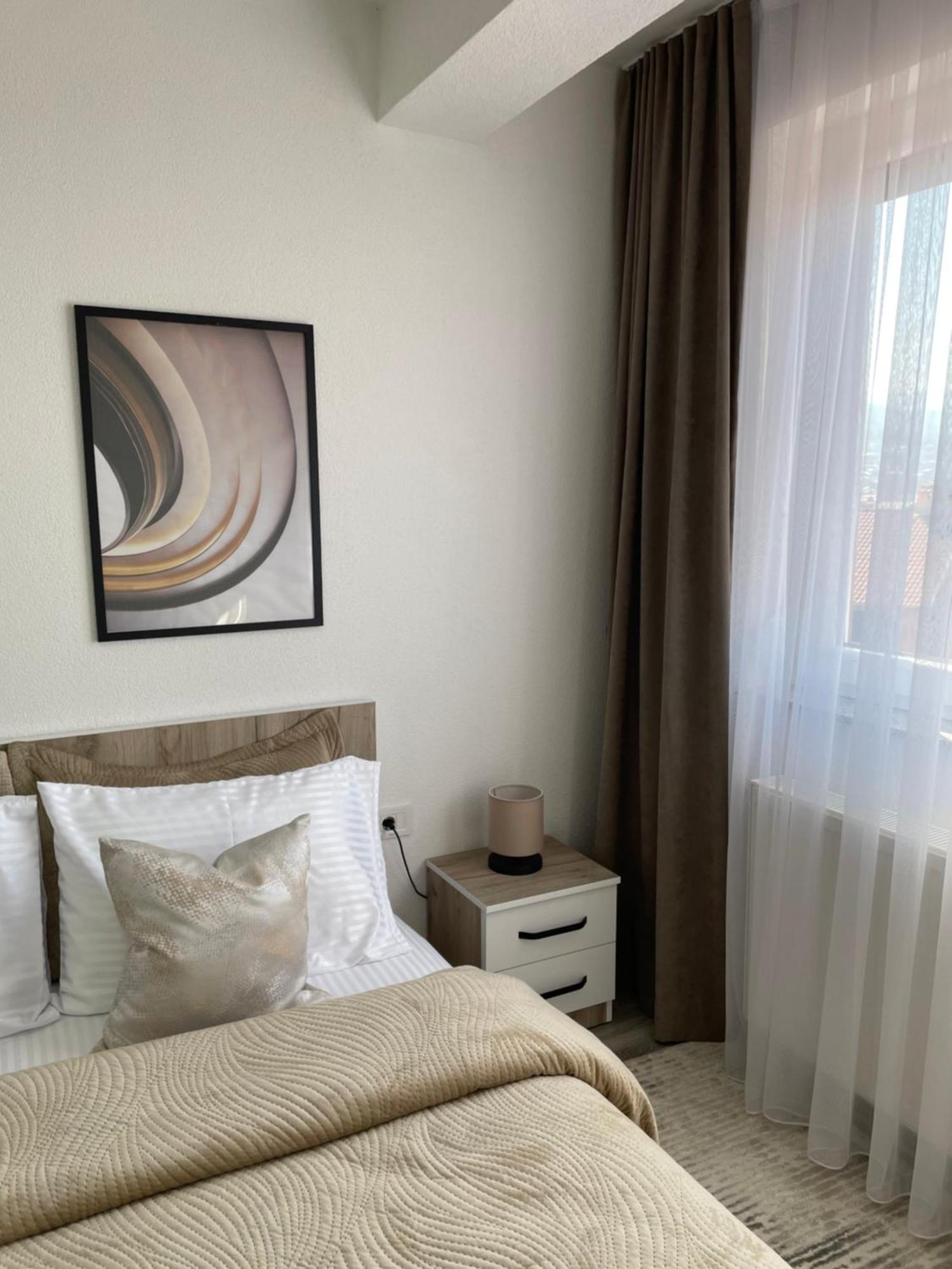 Apartment Prizreni-Free Private Parking Exterior foto