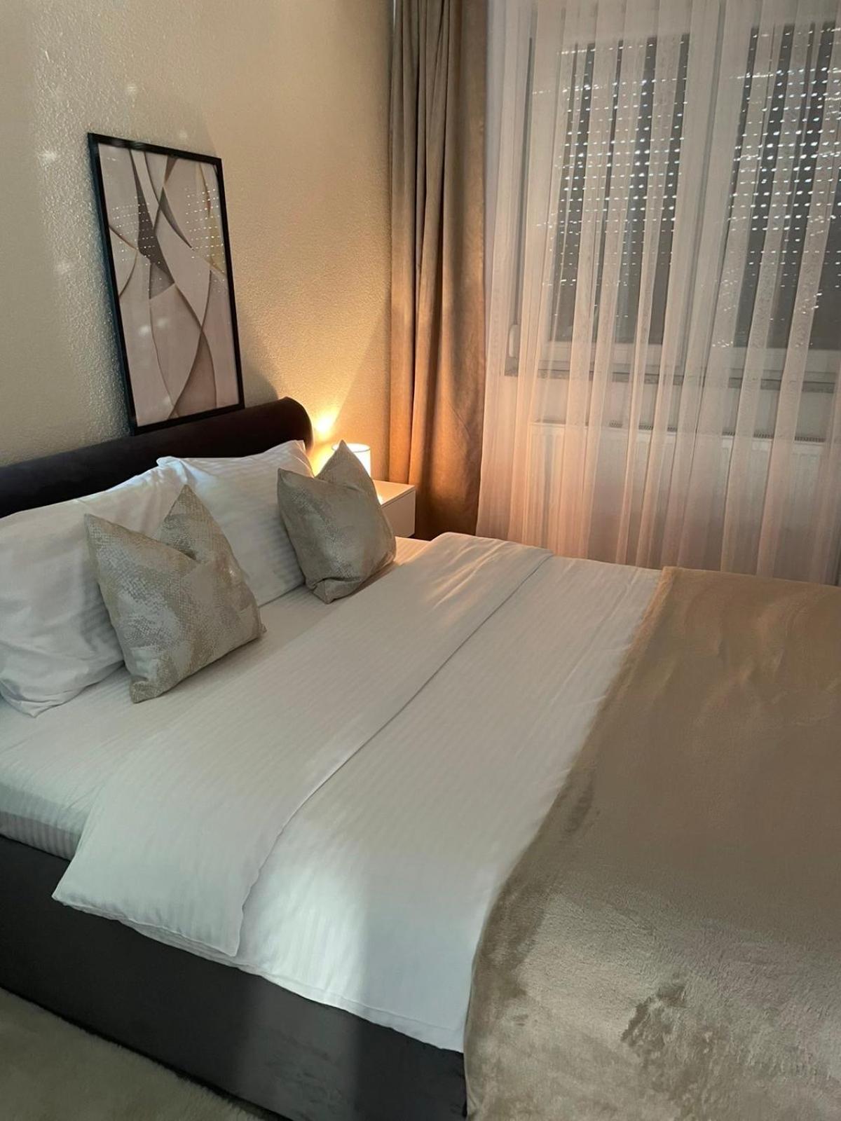 Apartment Prizreni-Free Private Parking Exterior foto