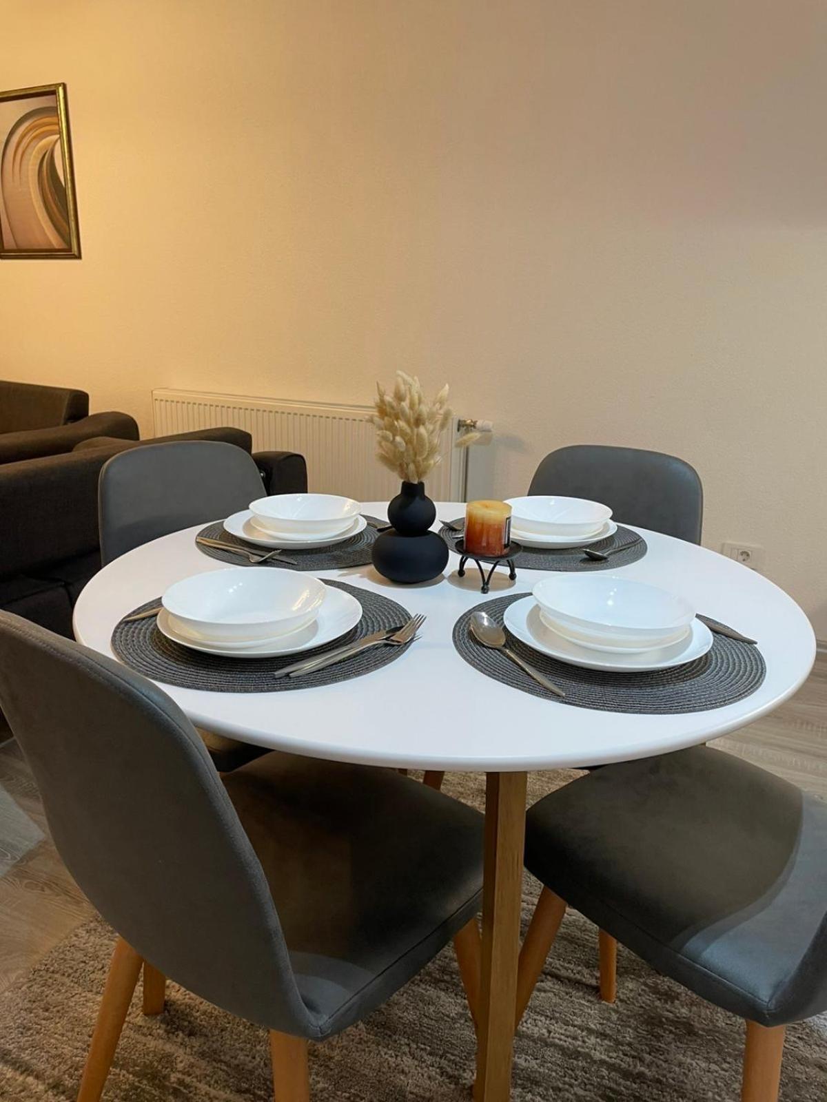 Apartment Prizreni-Free Private Parking Exterior foto